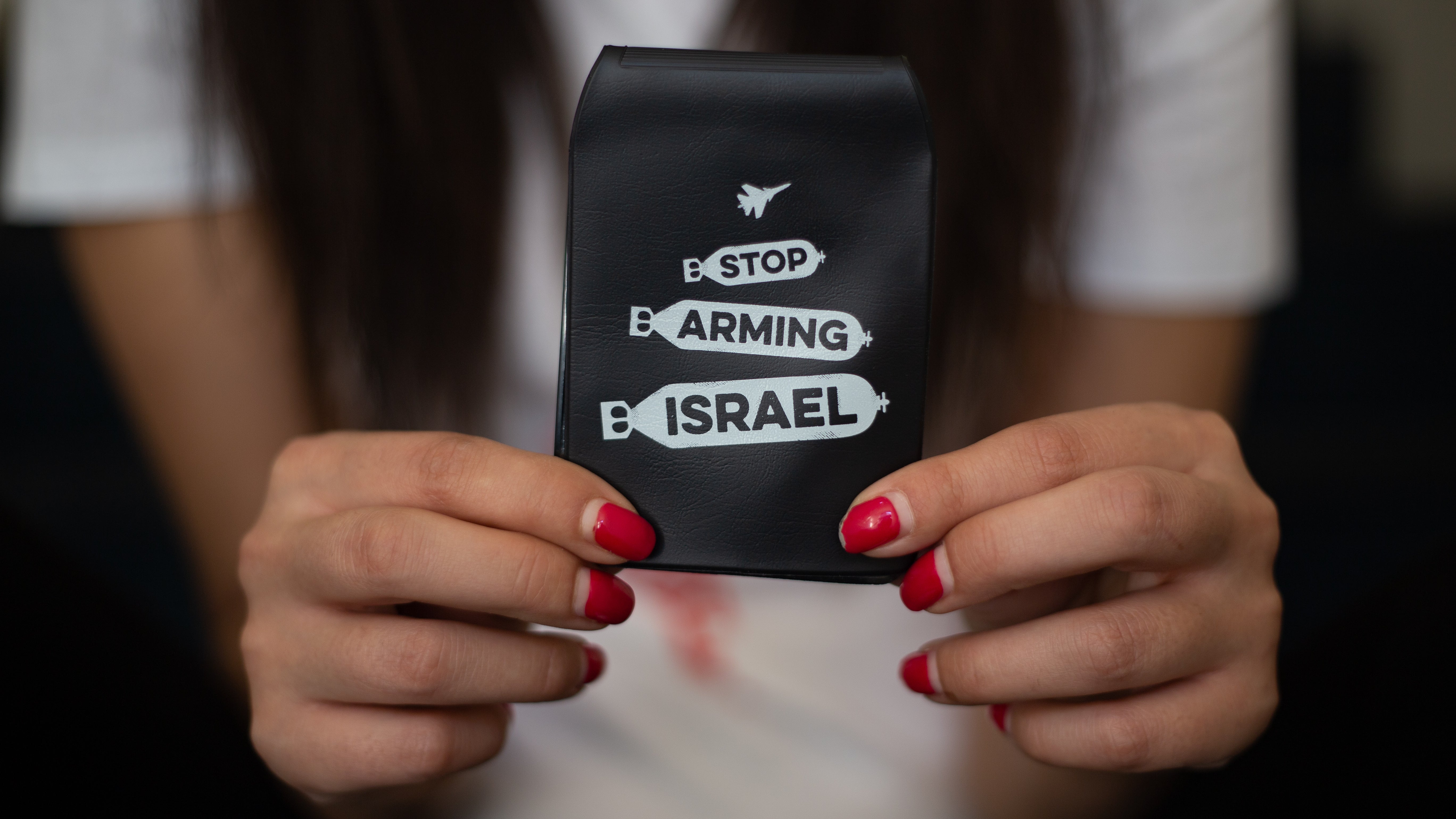 Card Holder 'Stop Arming Israel'