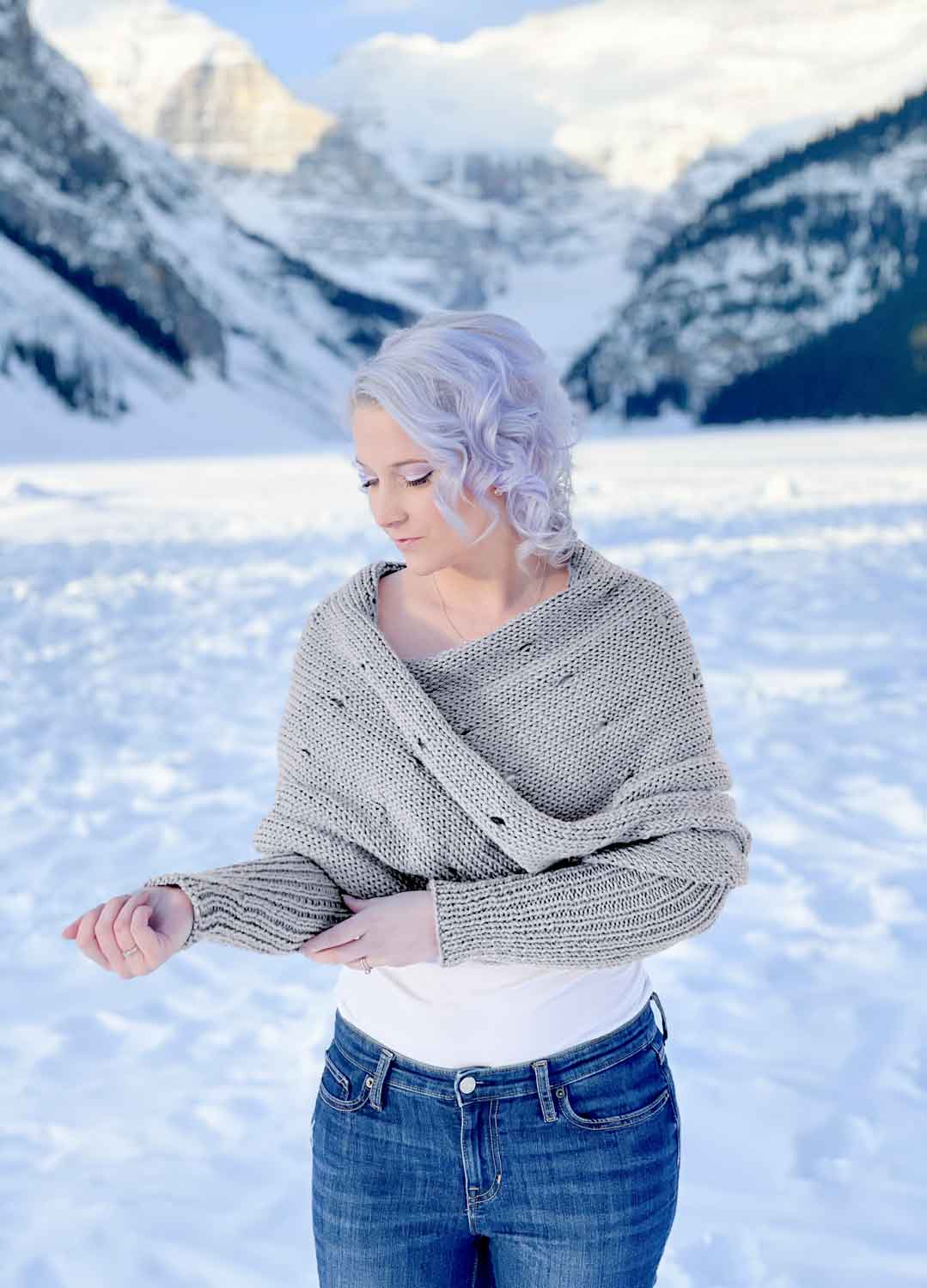 Easy Eyelet Sweater Scarf x @knitatude Kit - Petite Wool Version 6 Easy Eyelet Sweater Scarf x @knitatude Kit - Petite Wool Version