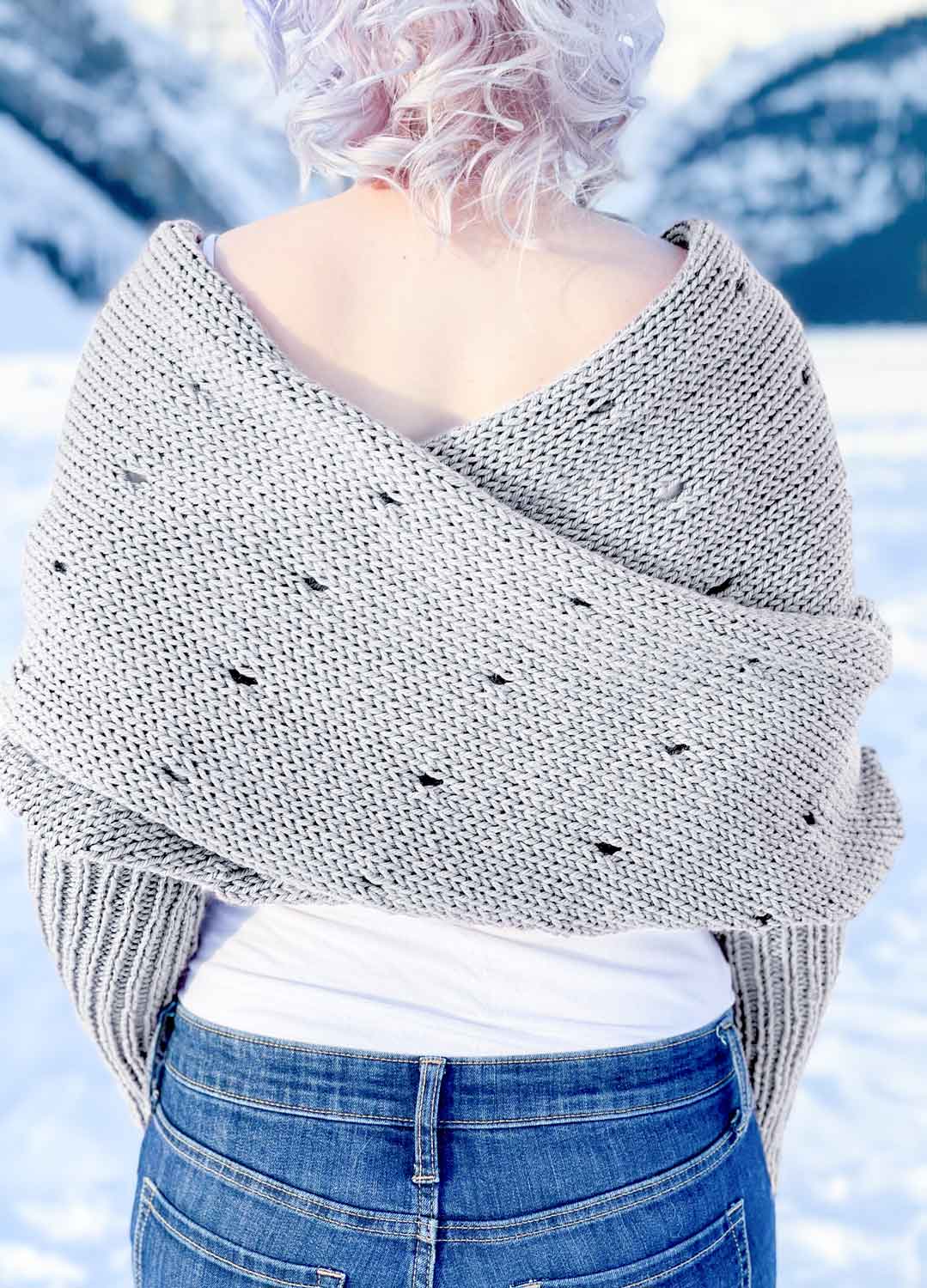 Easy Eyelet Sweater Scarf x @knitatude Kit - Petite Wool Version 7 Easy Eyelet Sweater Scarf x @knitatude Kit - Petite Wool Version