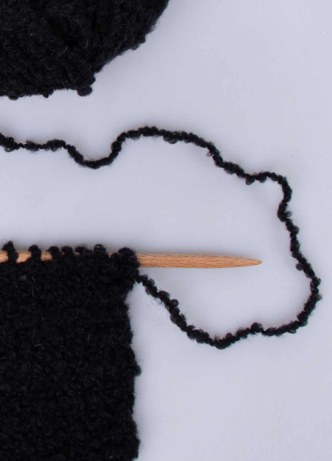 The Boucle Cloud Yarn Black 3 The Boucle Cloud Yarn Black