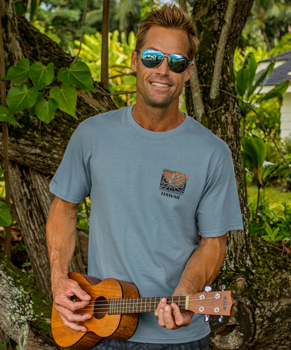 Volcano Petro - Steele Short Sleeve Crewneck T-Shirt 3 Volcano Petro - Steele Short Sleeve Crewneck T-Shirt